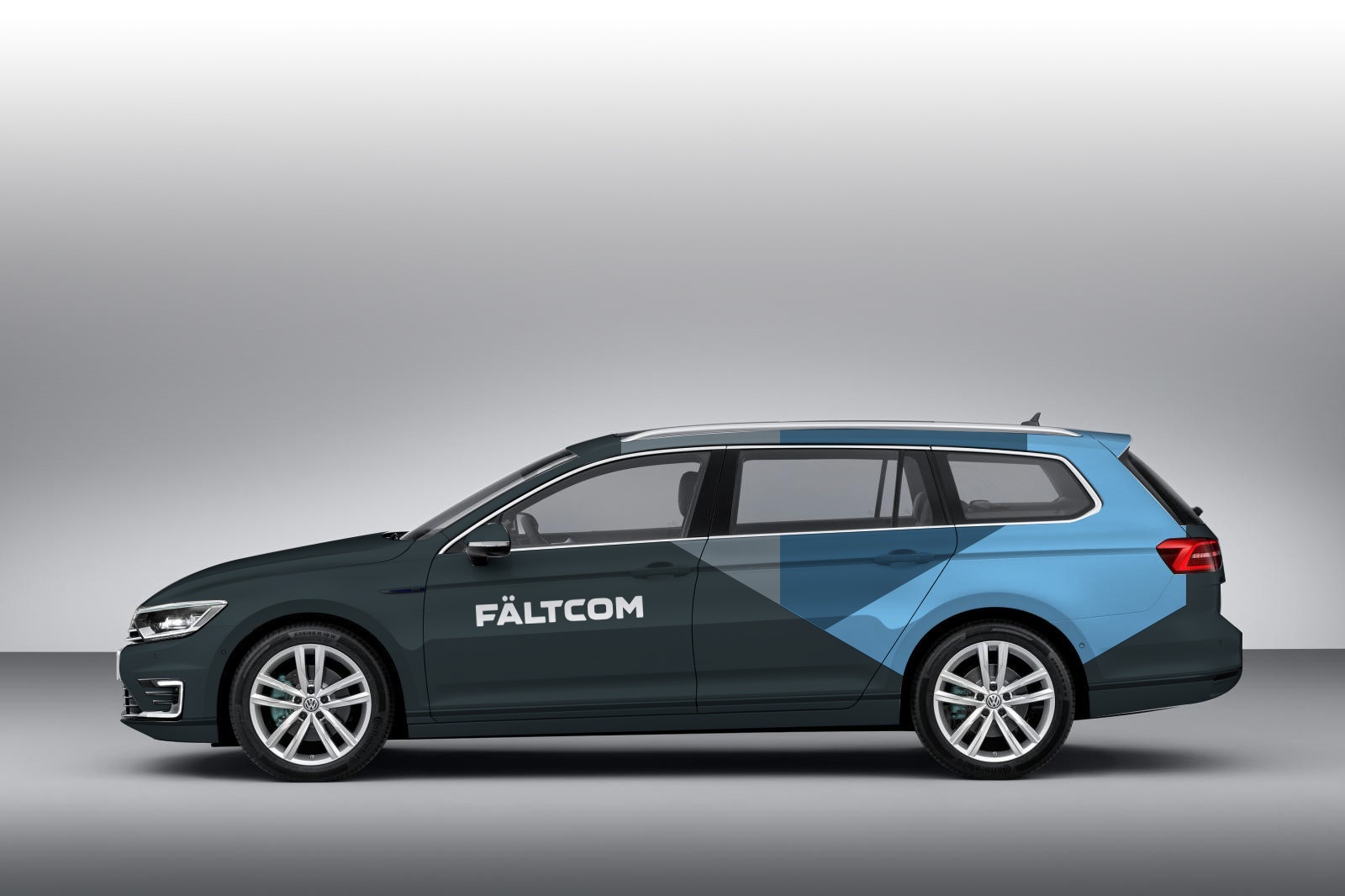Faltcom_2015-Volkswagen-Passat-Wagon-Side-View-Wallpaper_grey_2